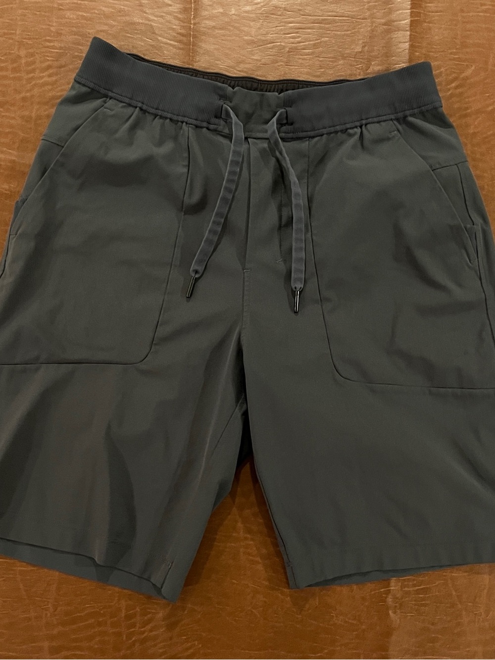 Lululemon Men’s Bowline Drawstring Shorts - Size Medium